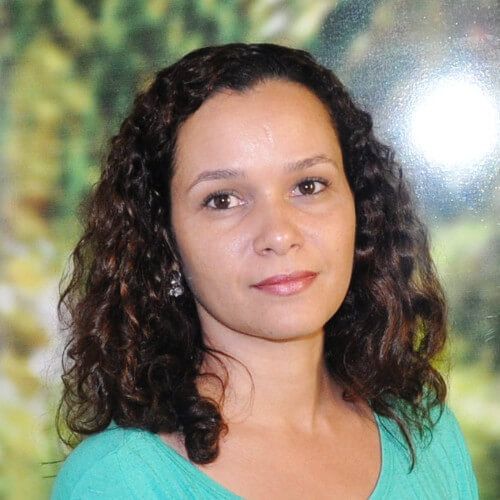 Cláudia Regina Comunian - QMO Analyst